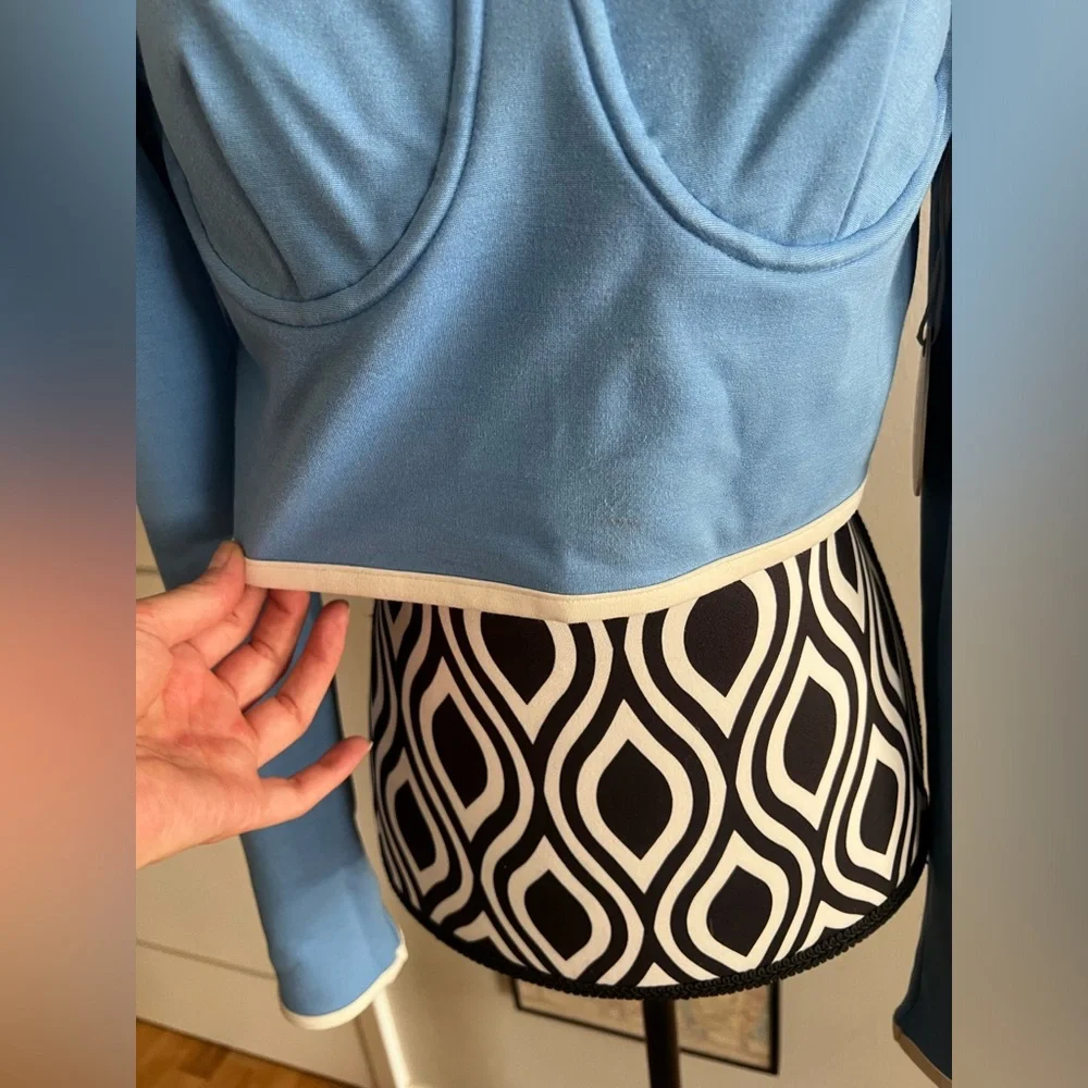 NWT STAUD Berry Long Sleeve Ponte Structured Crop Top in Sky/White - Picture 11 of 14